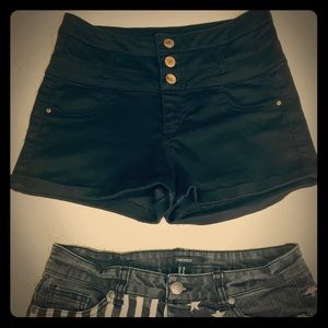 Shorts Lot 2 pairs Refuge & Forever 21 - Small